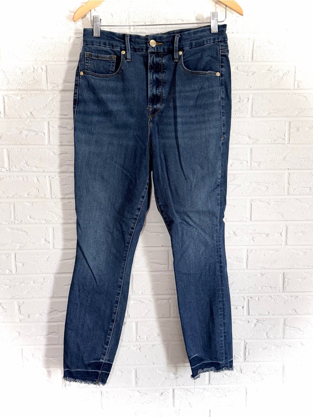 Good American Good Waist Crop W/Fray Hem Blue Denim Jeans Size 12/31